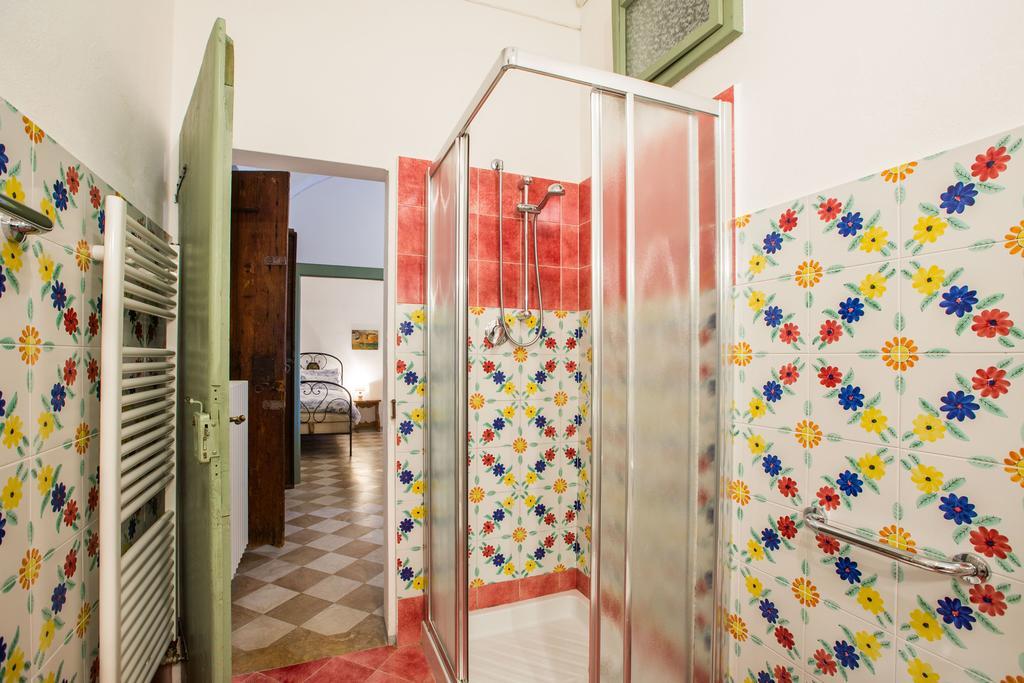 Il Batti Apartment Water Front And Private Beach Toscolano-Maderno Kültér fotó