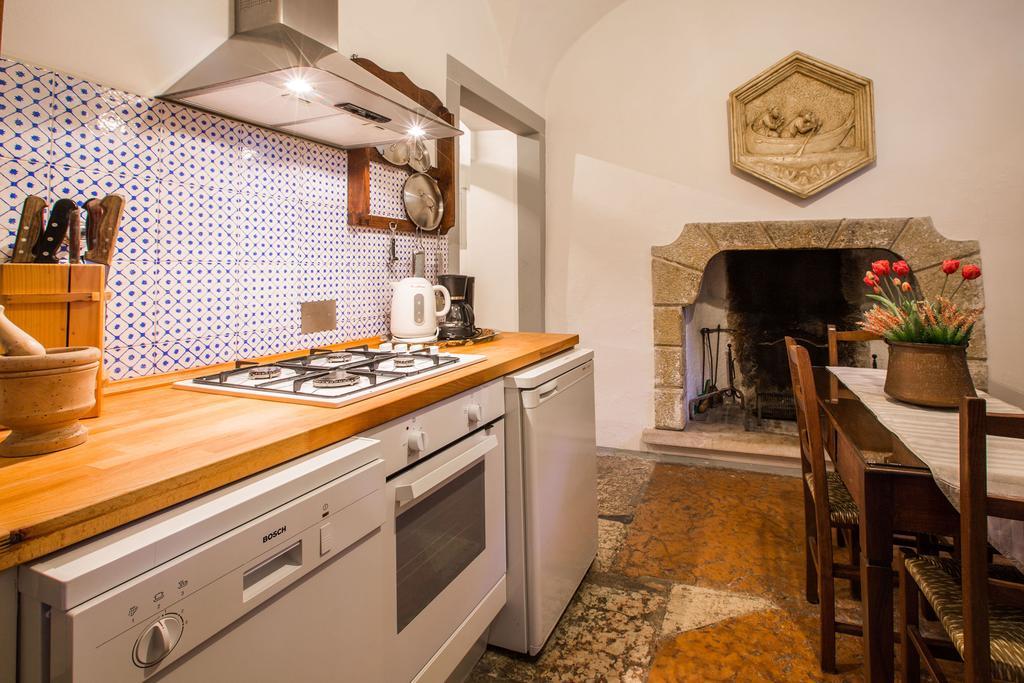 Il Batti Apartment Water Front And Private Beach Toscolano-Maderno Kültér fotó