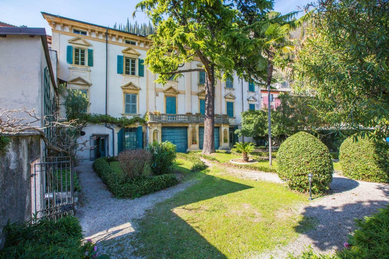 Il Batti Apartment Water Front And Private Beach Toscolano-Maderno Kültér fotó